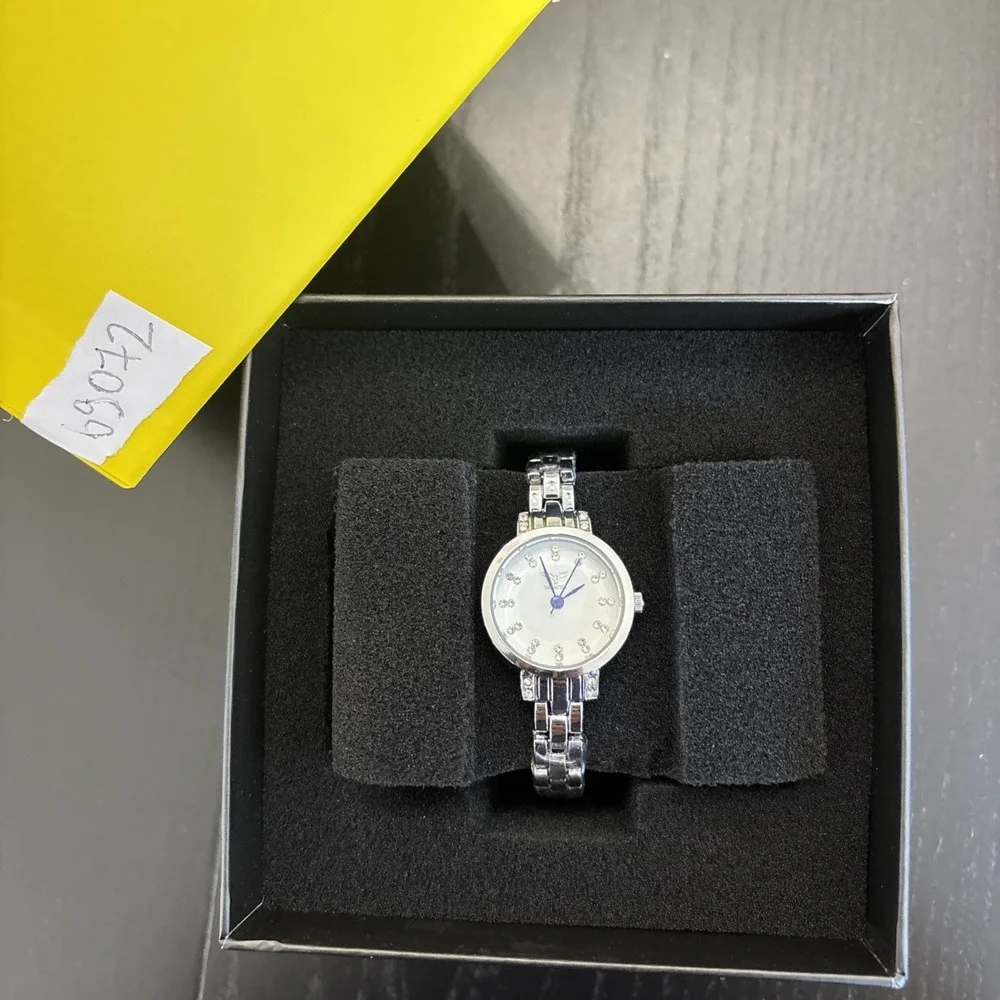 nvicta Women's Angel Watch 69072 New in Box